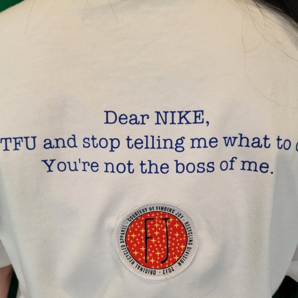 NIKE Tee - STFU - Picture 4 of 4